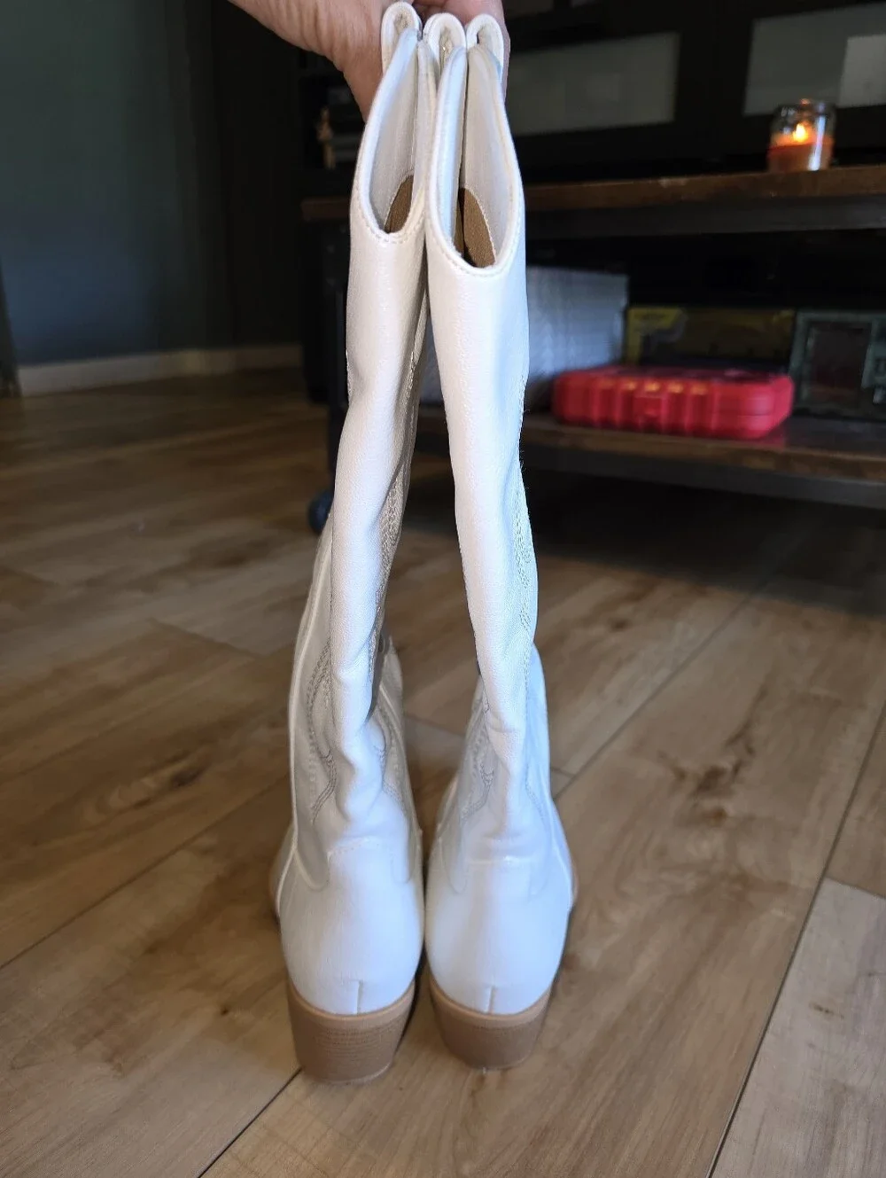 Amazon White Knee High Size 7 cowboy boots - Worn Once
